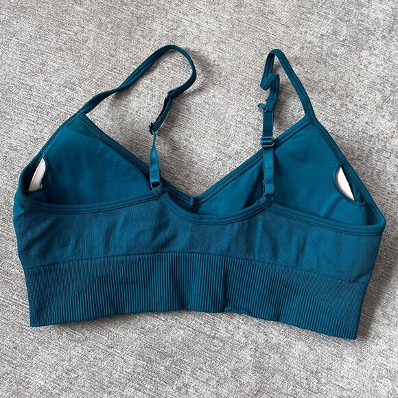 Lululemon Sports Bra - Picture 2 of 3